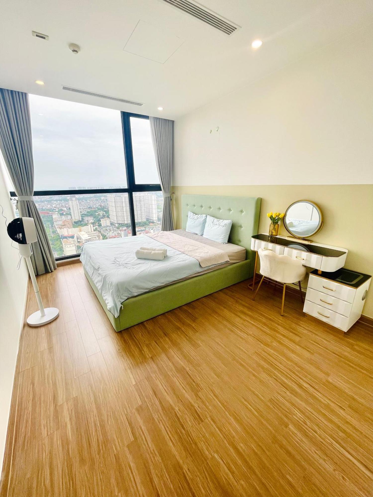 Luxury Apartment Vinhomes Skylake 5Min To Keangnam Hanoi Room photo